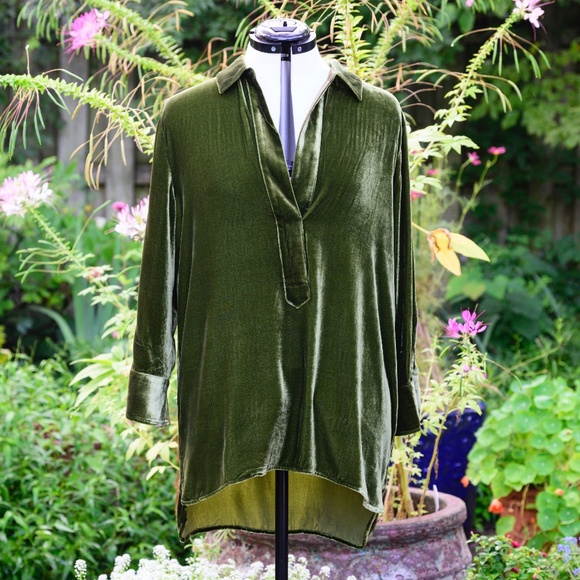 Sundance Tops - Sundance Olive Velvet collared V-neck tunic w/open placket & Long sleeves